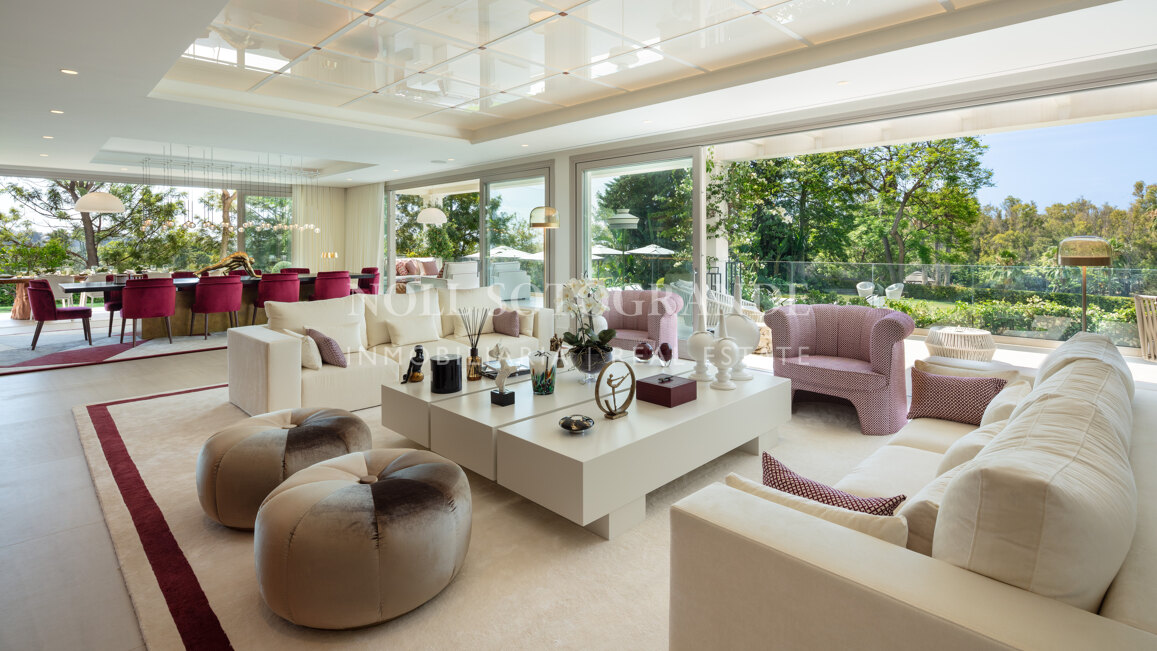 Villa zum Verkauf in Aloha, Nueva Andalucia