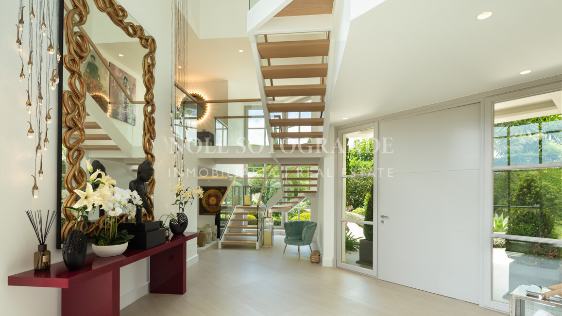 Villa zum Verkauf in Aloha, Nueva Andalucia