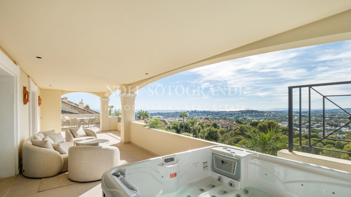 Penthaus zum Verkauf in Aloha Park, Nueva Andalucia