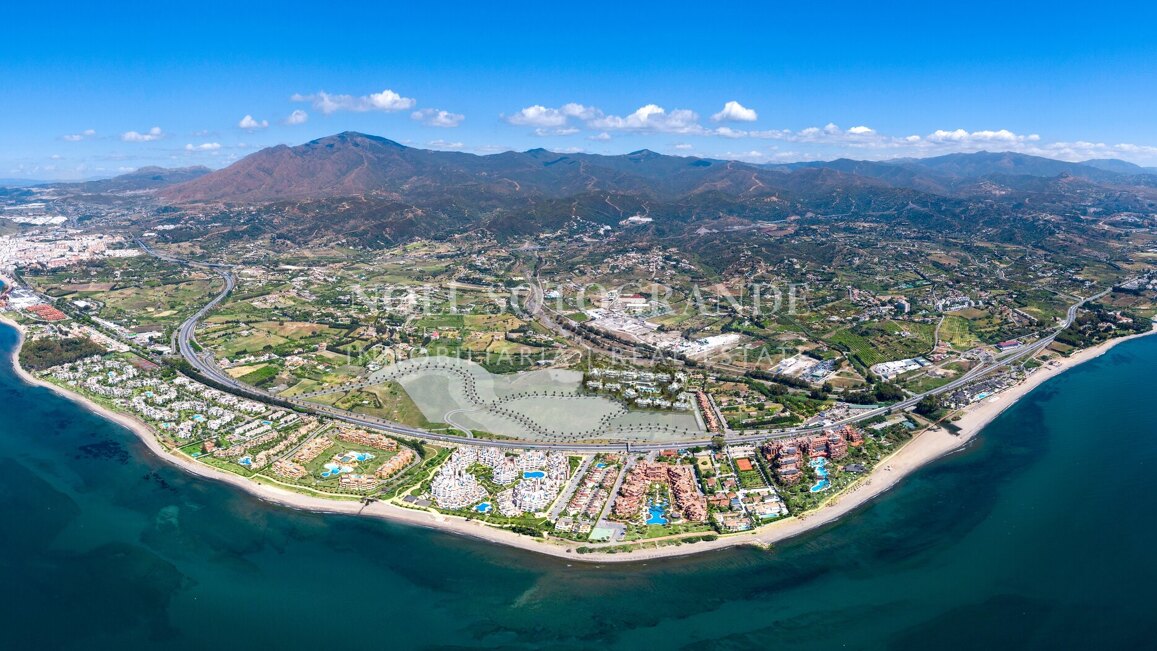 Apartamento en venta en New Golden Mile, Estepona Este