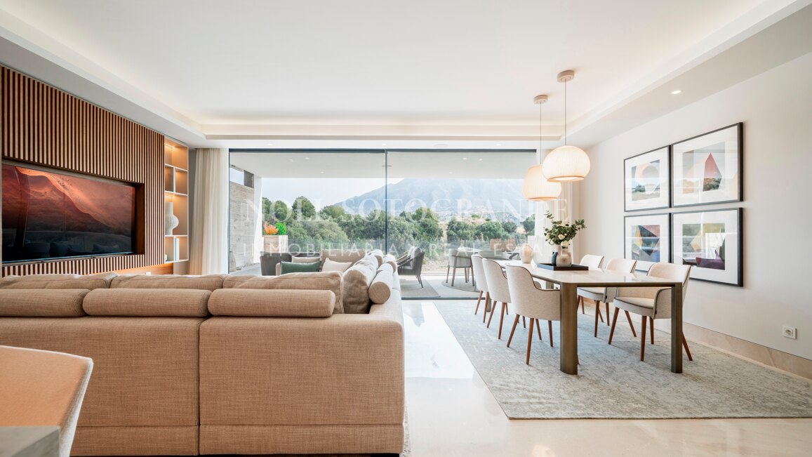 Brand new penthouse within walking distance to Aloha Golf in Nueva Andalucia, Marbella