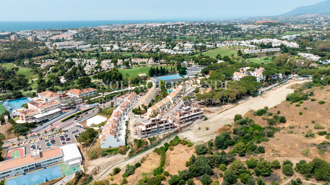 Brand new penthouse within walking distance to Aloha Golf in Nueva Andalucia, Marbella