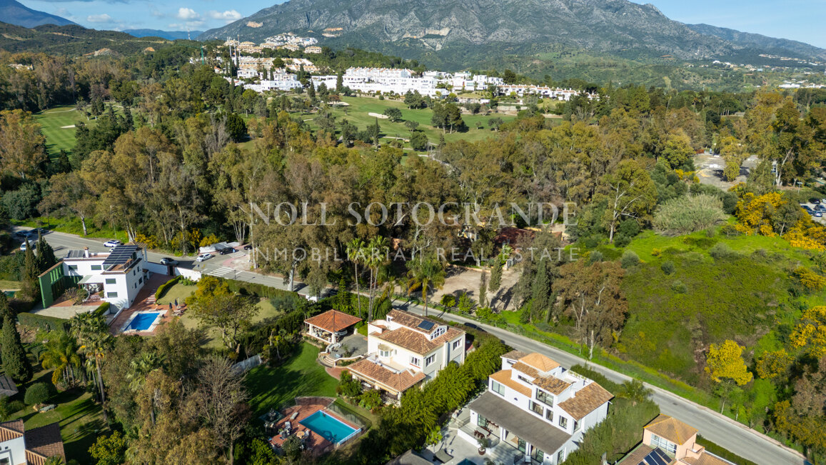 Contemporary Scandinavian-Japandi Villa in Nueva Andalucía’s Golf Valley