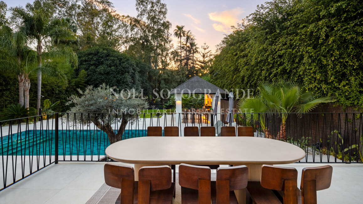 Contemporary Scandinavian-Japandi Villa in Nueva Andalucía’s Golf Valley