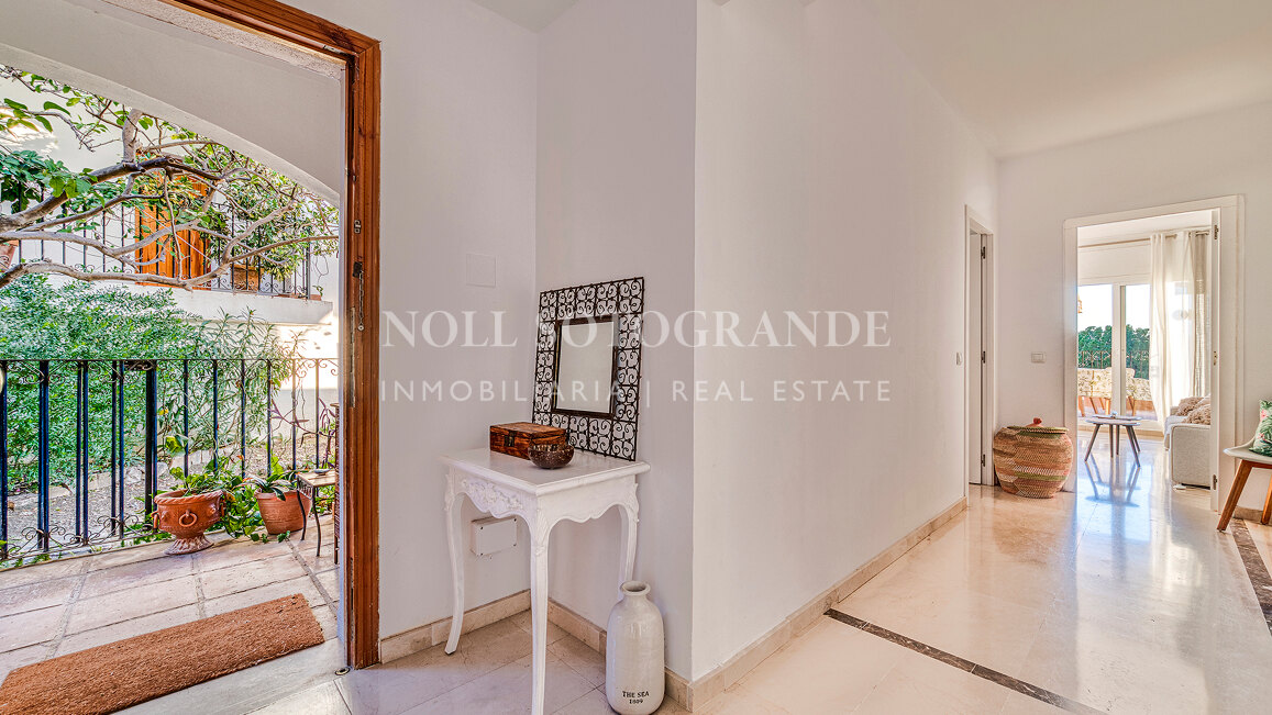 Charming 4-bed duplex apartment in Club Sierra, on the Istan Road, within walking distance to amenities