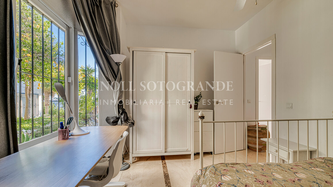 Charming 4-bed duplex apartment in Club Sierra, on the Istan Road, within walking distance to amenities