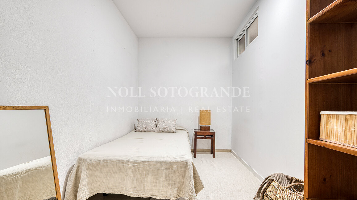 Charming 4-bed duplex apartment in Club Sierra, on the Istan Road, within walking distance to amenities