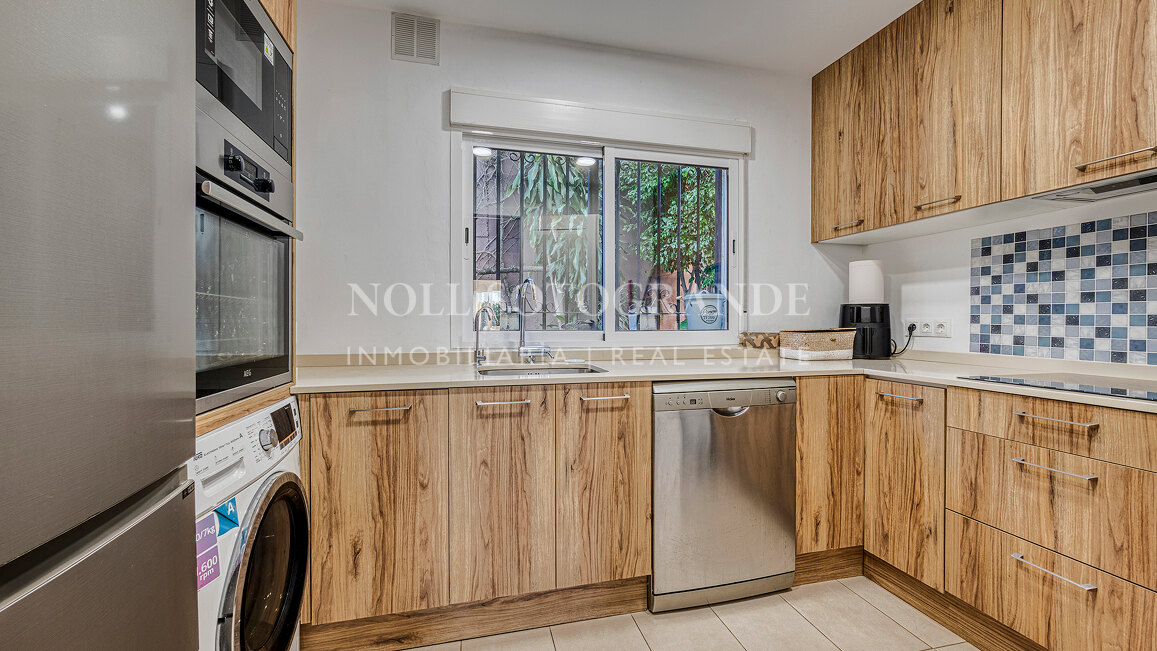 Charming 4-bed duplex apartment in Club Sierra, on the Istan Road, within walking distance to amenities