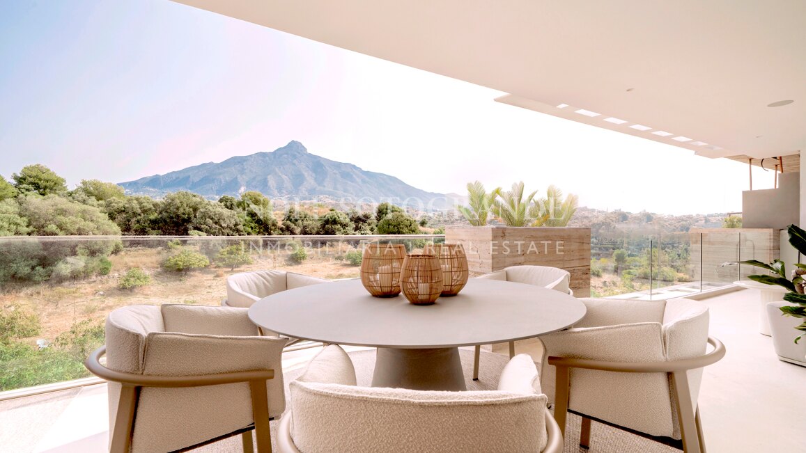 Brand new duplex penthouse within walking distance to Aloha Golf in Nueva Andalucia, Marbella