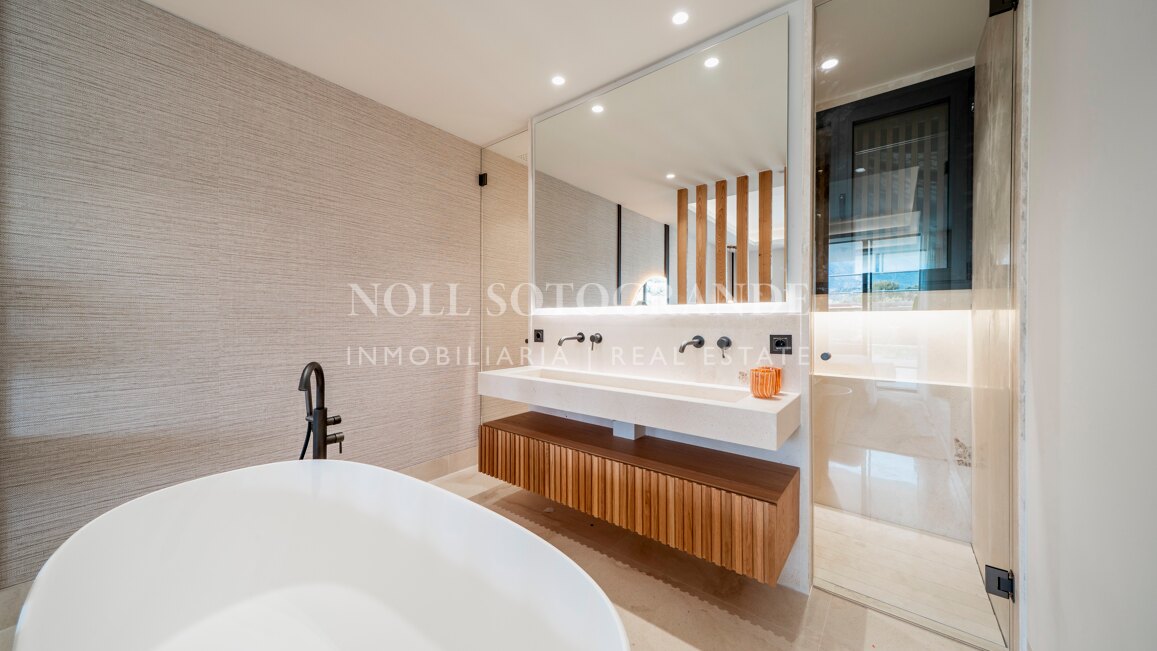 Brand new duplex penthouse within walking distance to Aloha Golf in Nueva Andalucia, Marbella