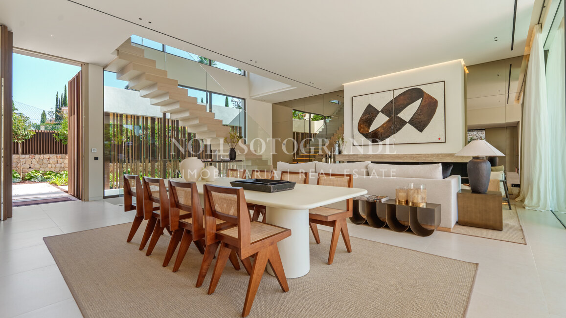 Villa for sale in Las Lomas del Marbella Club, Marbella Golden Mile