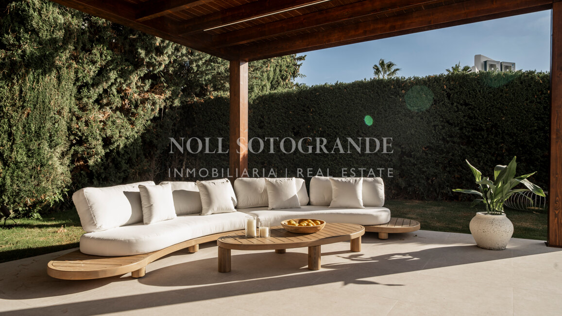 Contemporary quality villa in Nueva Andalucia Golf Valley, Marbella