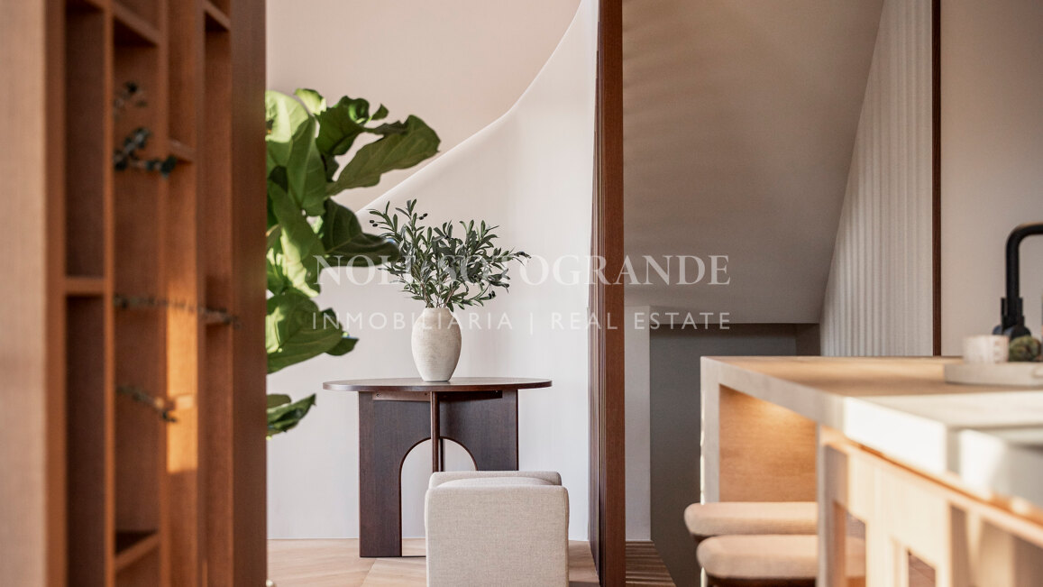 Contemporary quality villa in Nueva Andalucia Golf Valley, Marbella