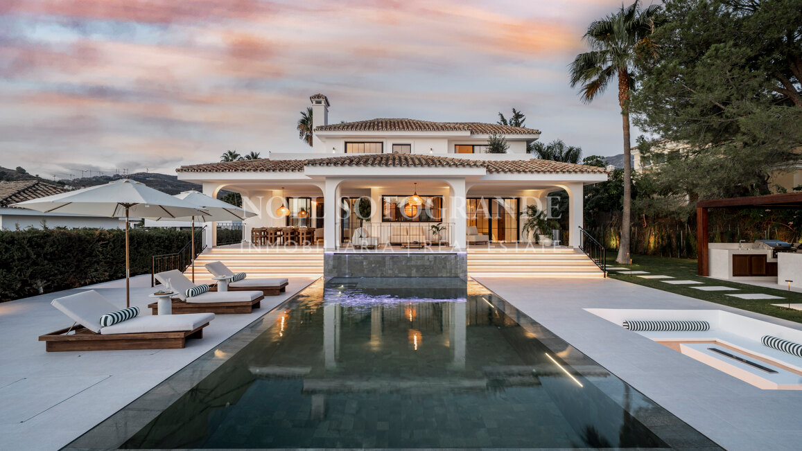 Contemporary quality villa in Nueva Andalucia Golf Valley, Marbella