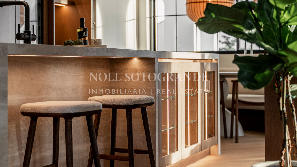 Contemporary quality villa in Nueva Andalucia Golf Valley, Marbella