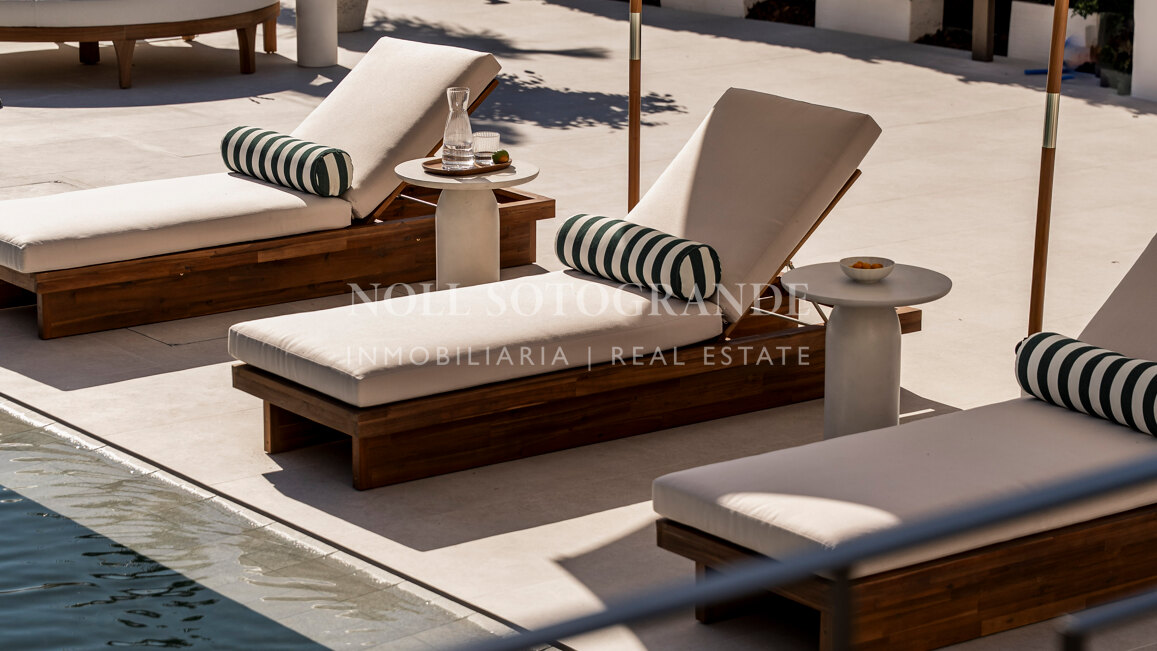 Contemporary quality villa in Nueva Andalucia Golf Valley, Marbella