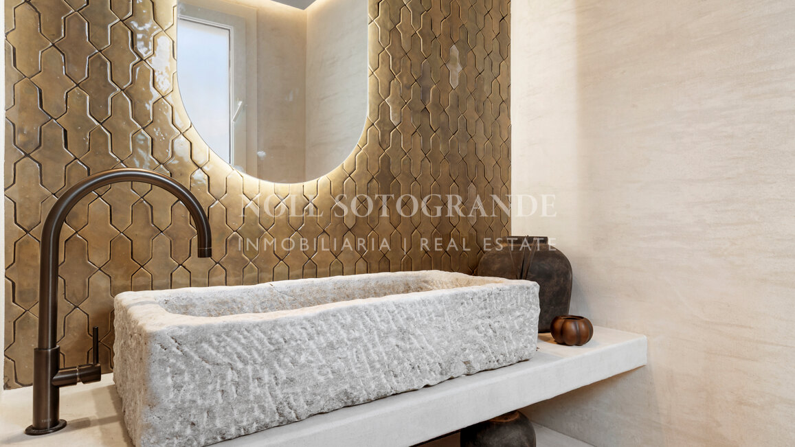 Villa zum Verkauf in La Alqueria, Benahavis