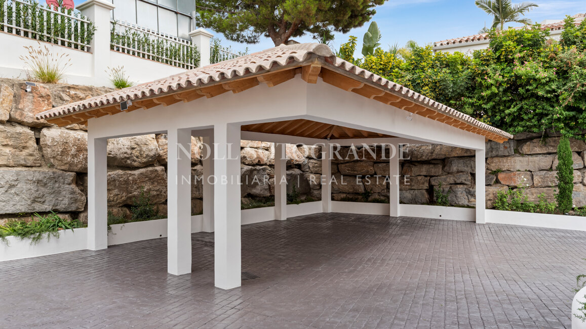 Villa zum Verkauf in La Alqueria, Benahavis