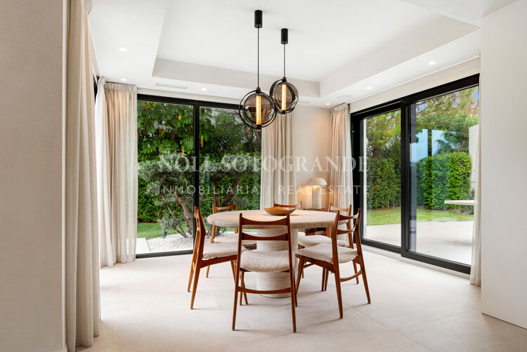 Villa zum Verkauf in La Alqueria, Benahavis