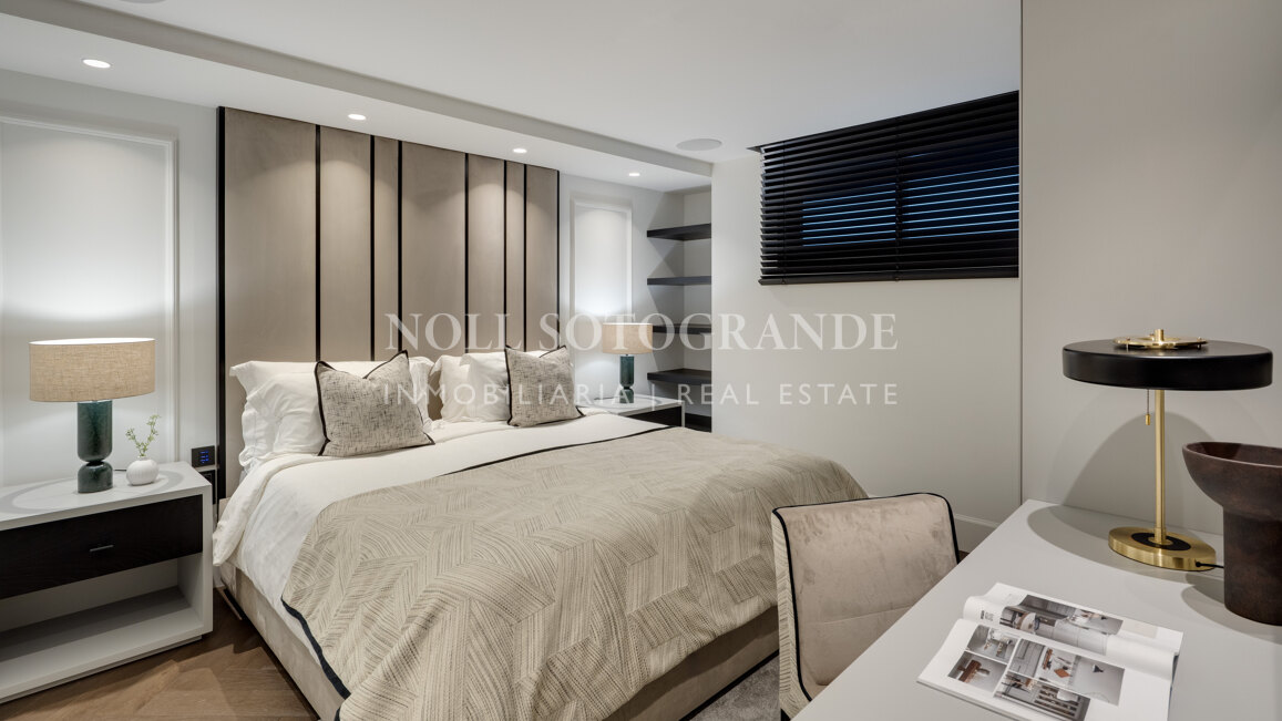 Villa zum Verkauf in Los Naranjos, Nueva Andalucia