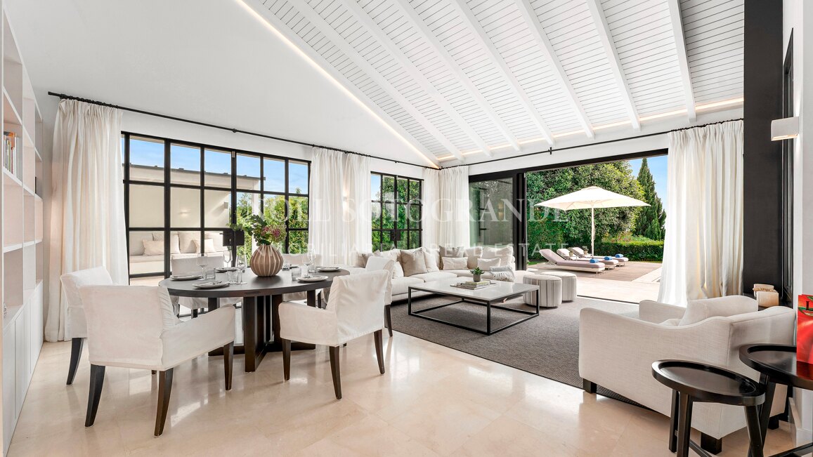 Villa reformada junto al campo de golf Los Naranjos, Nueva Andalucía