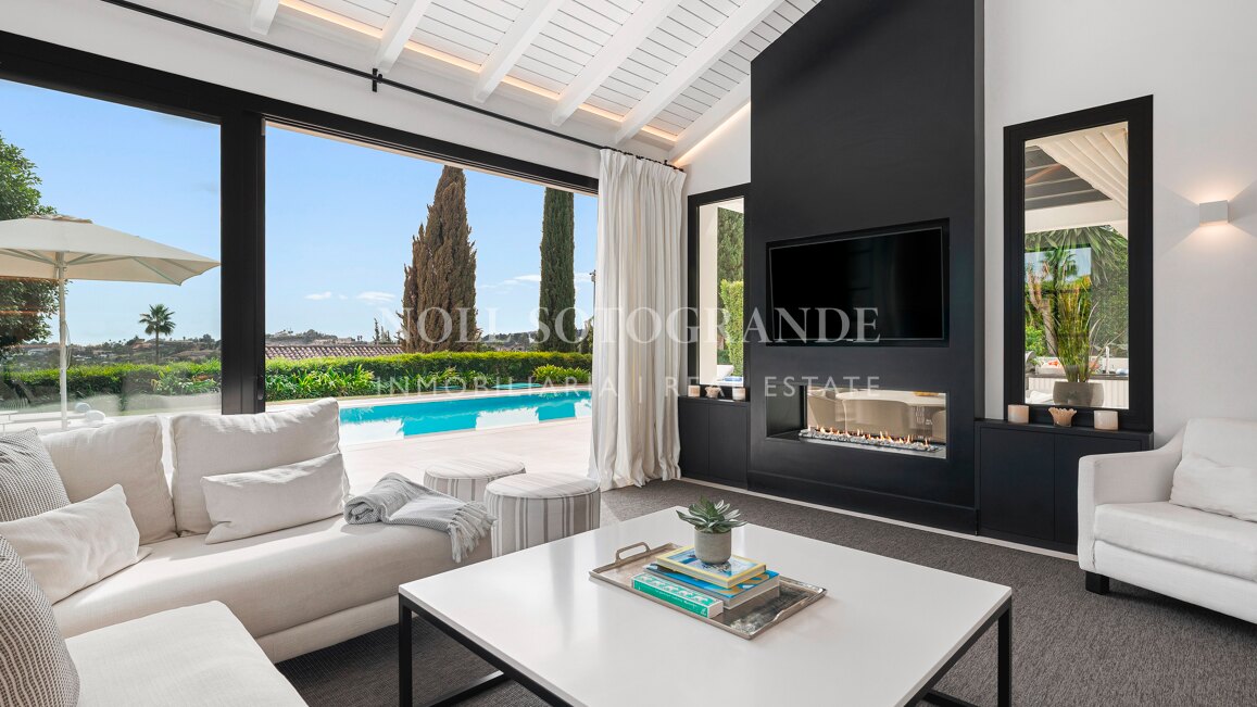 Villa reformada junto al campo de golf Los Naranjos, Nueva Andalucía