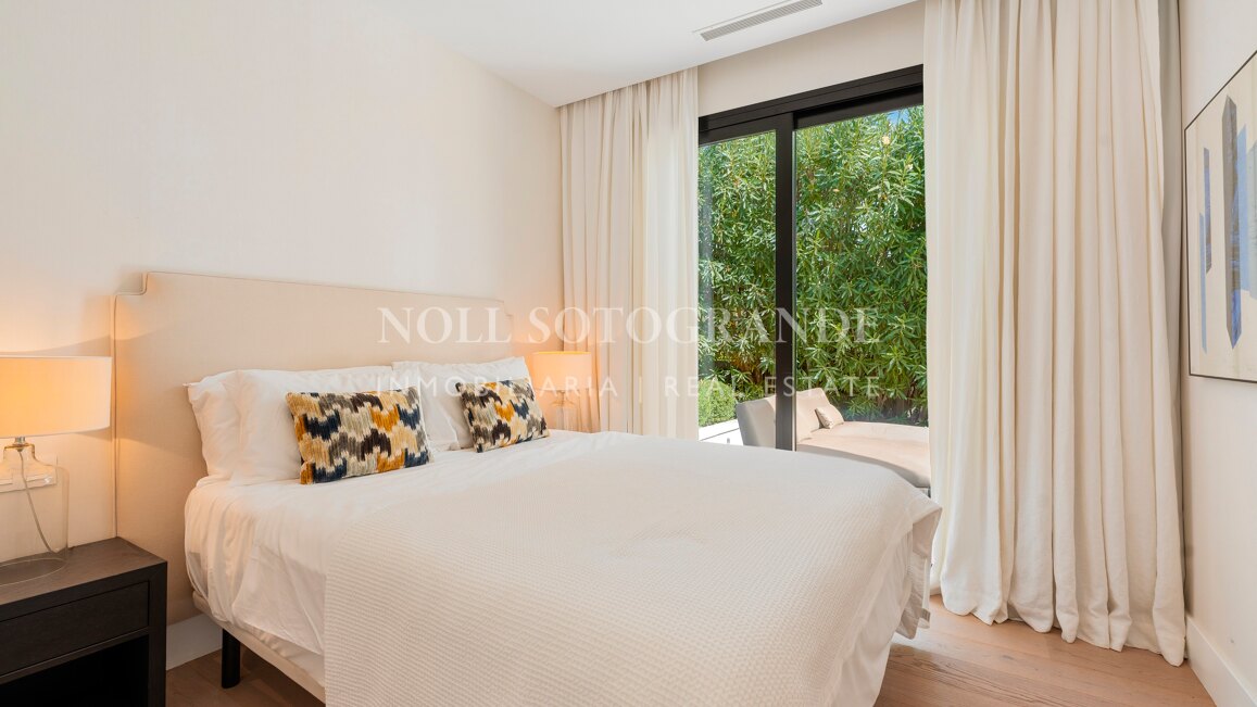 Villa reformada junto al campo de golf Los Naranjos, Nueva Andalucía