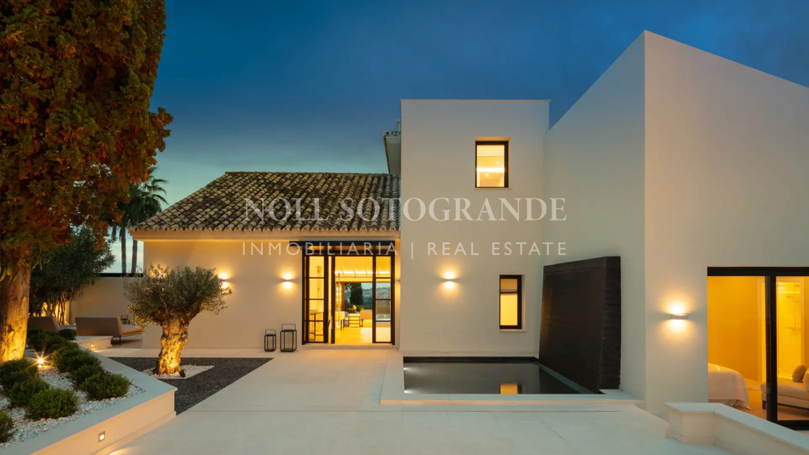 Villa reformada junto al campo de golf Los Naranjos, Nueva Andalucía