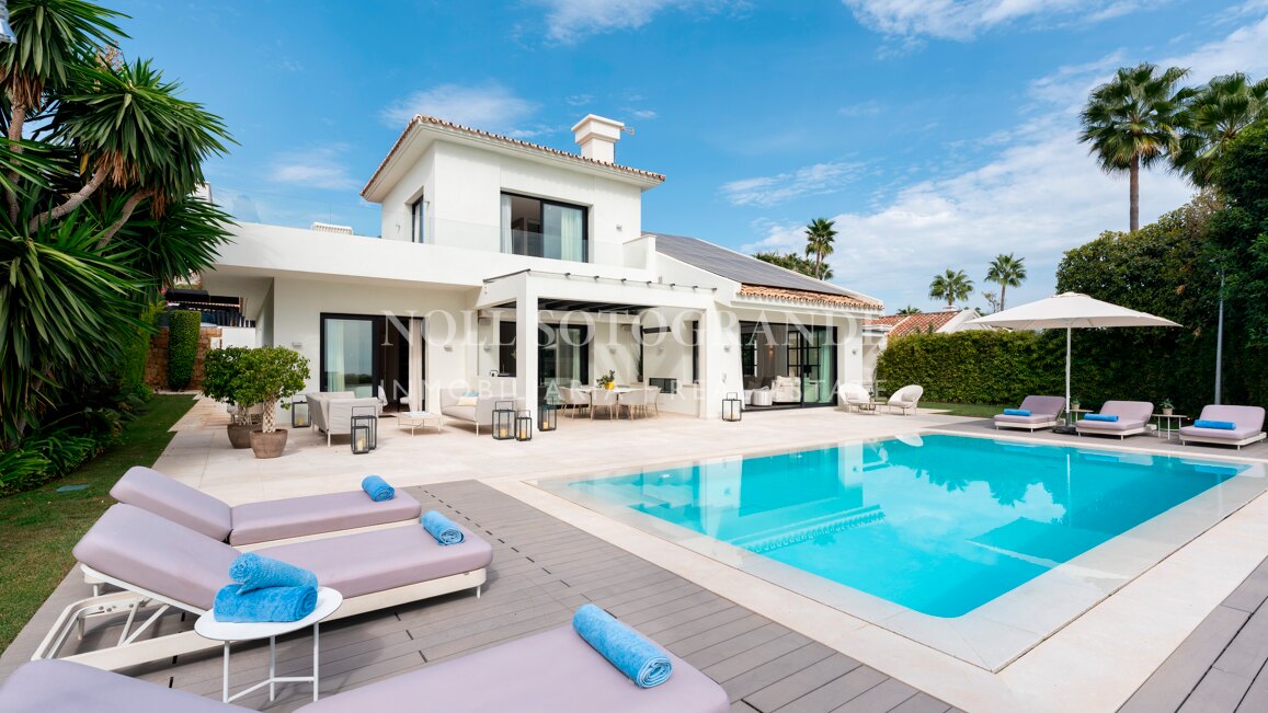 Villa reformada junto al campo de golf Los Naranjos, Nueva Andalucía