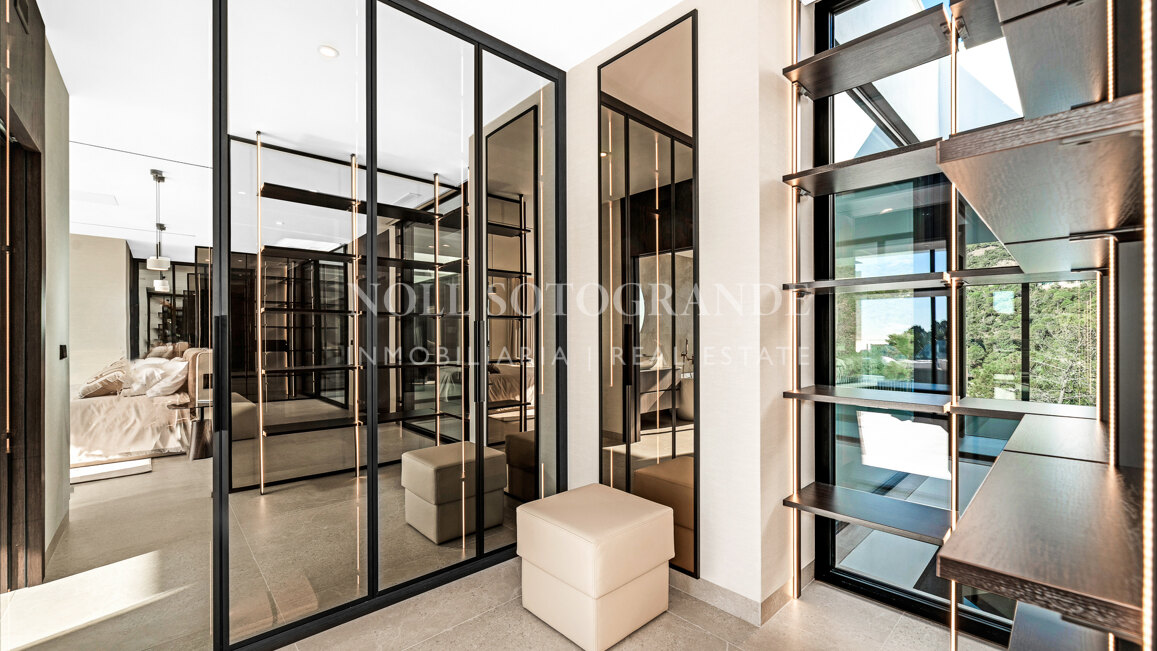 Villa zum Verkauf in El Madroñal, Benahavis