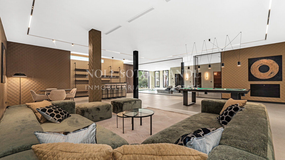 Villa zum Verkauf in El Madroñal, Benahavis