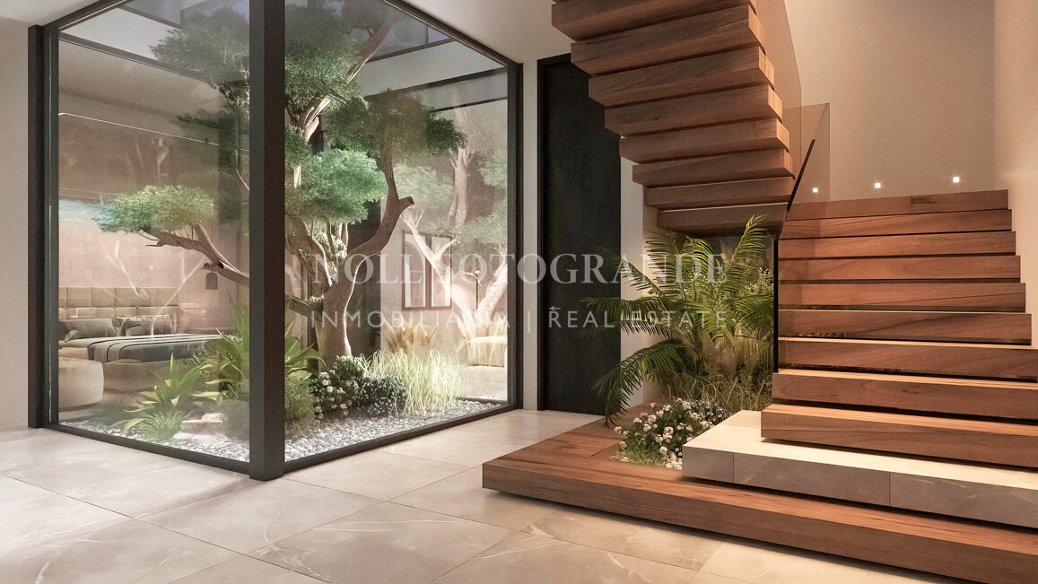 Villa for sale in El Madroñal, Benahavis