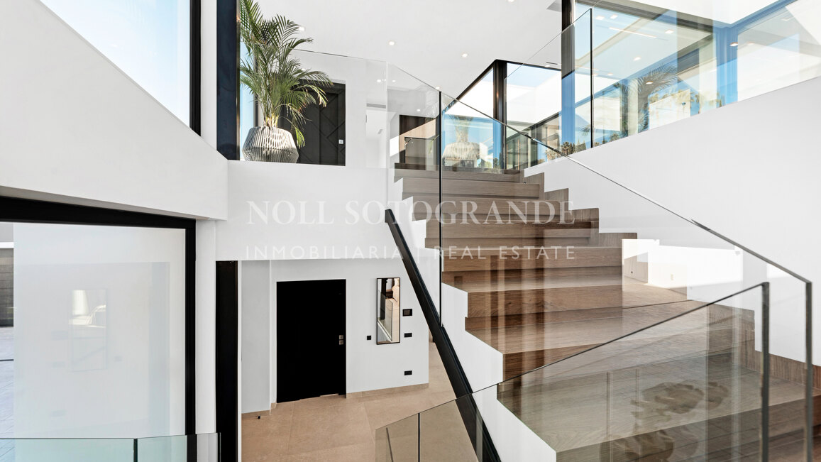 Villa zum Verkauf in El Madroñal, Benahavis