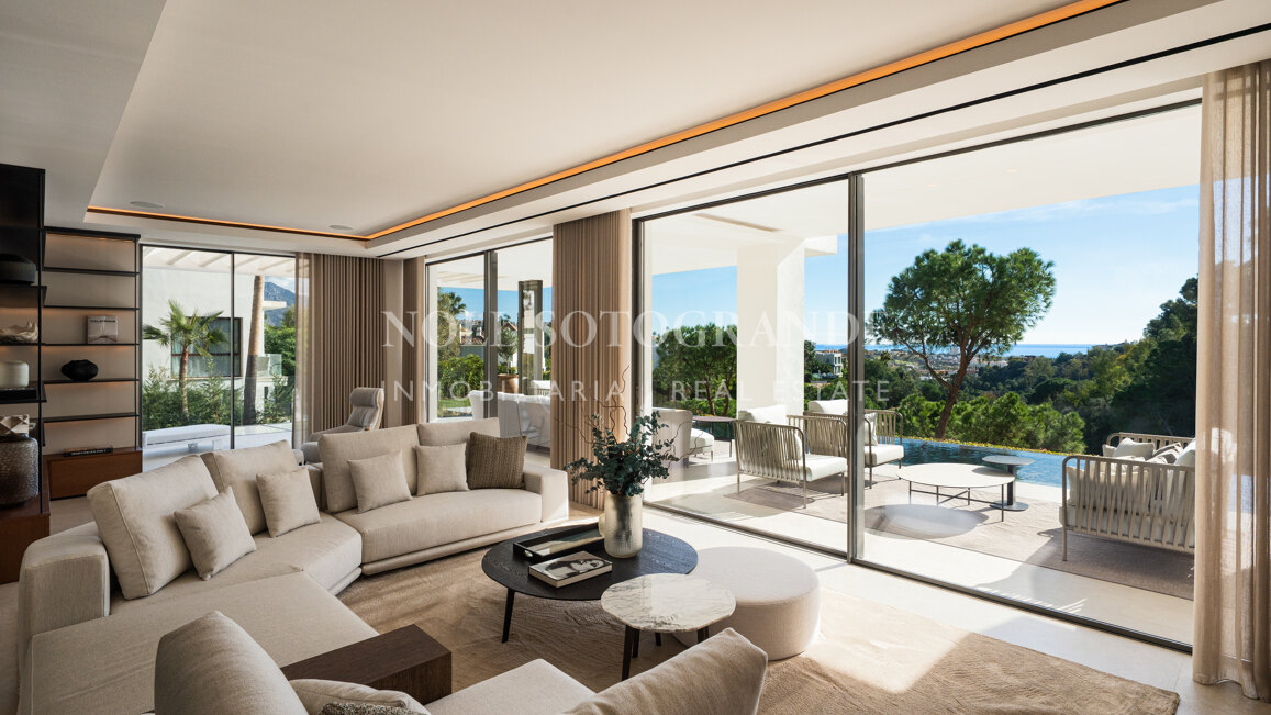 Stunning frontline golf villa with commanding views in La Quinta Golf