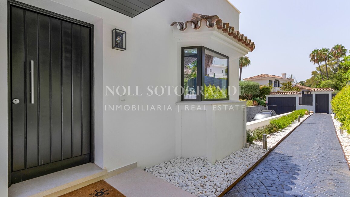 4-bedroom family home in Nueva Andalucia Golf Valley, Marbella