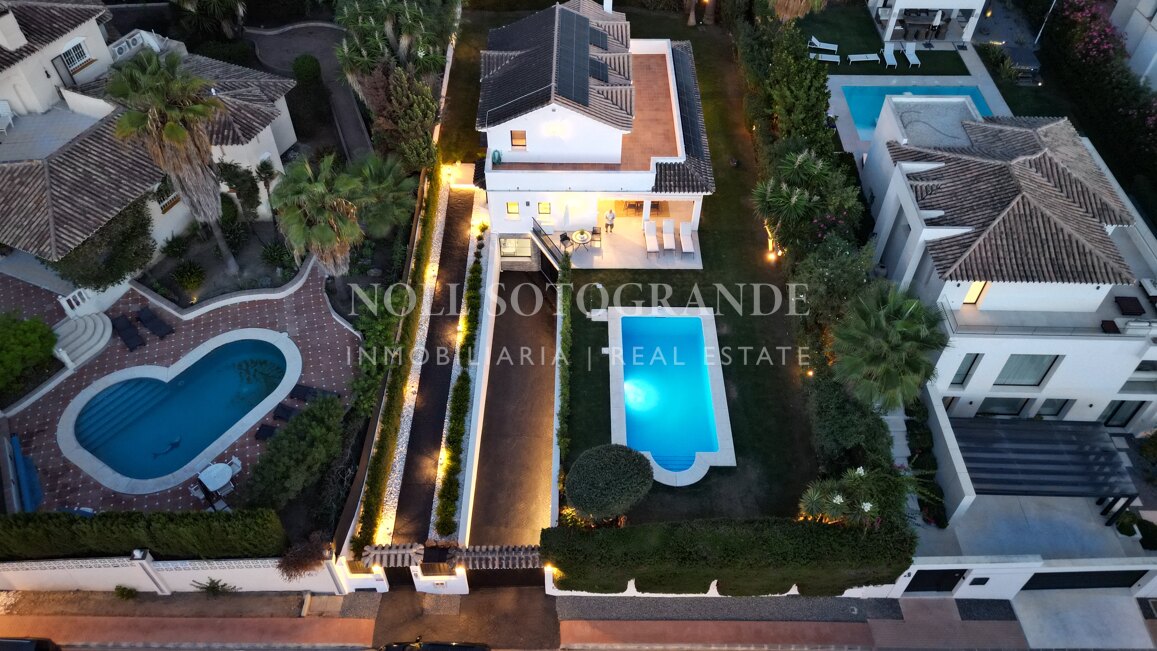 4-bedroom family home in Nueva Andalucia Golf Valley, Marbella