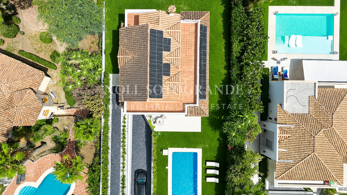 4-bedroom family home in Nueva Andalucia Golf Valley, Marbella