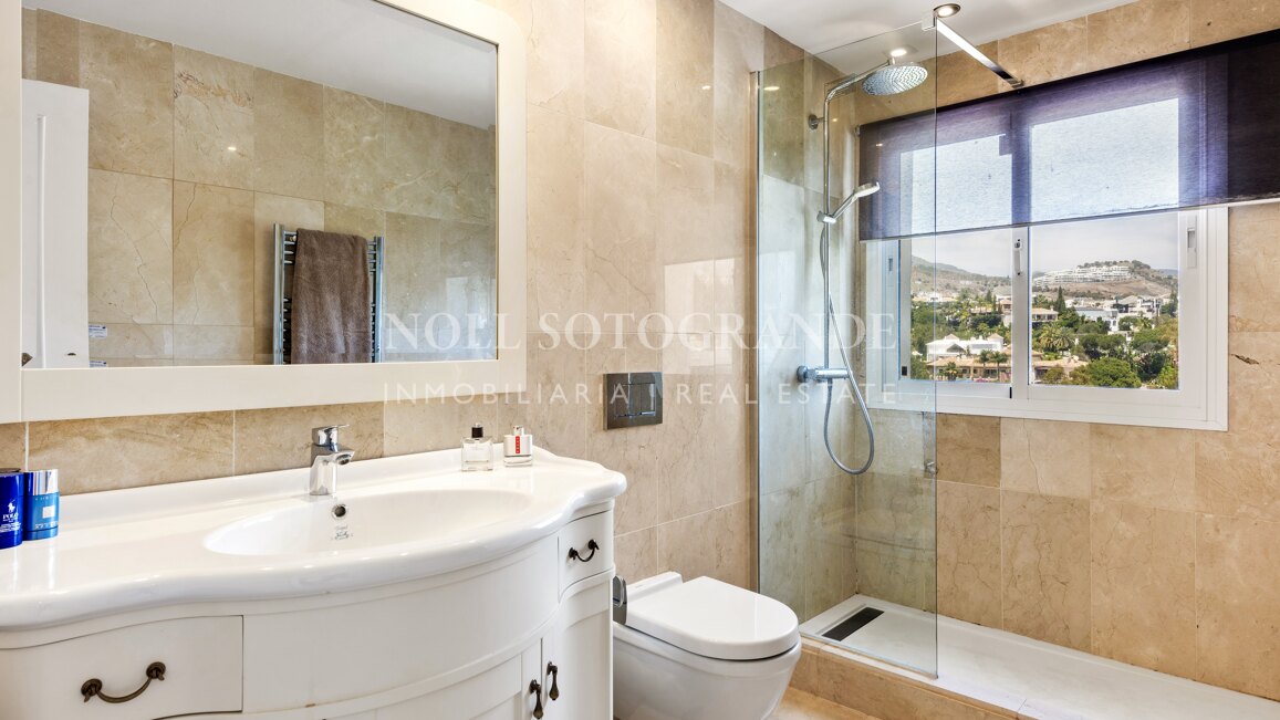 Villa zum Verkauf in La Quinta Golf, Benahavis