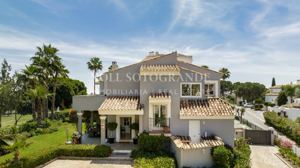 Villa zum Verkauf in La Quinta Golf, Benahavis