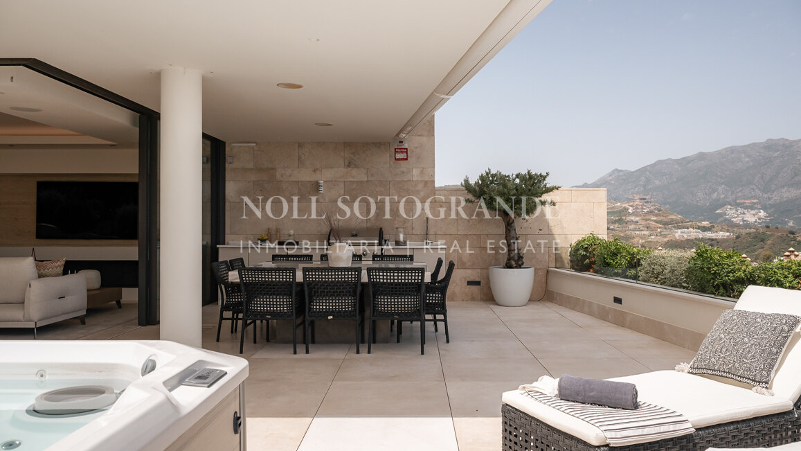 Erdgeschosswohnung zum Verkauf in Monte Halcones, Benahavis