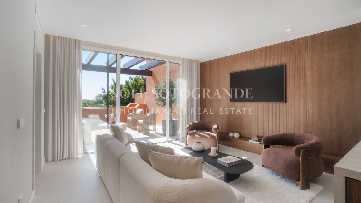 Zweistöckiges Penthouse zum Verkauf in Alminar de Marbella, Nueva Andalucia