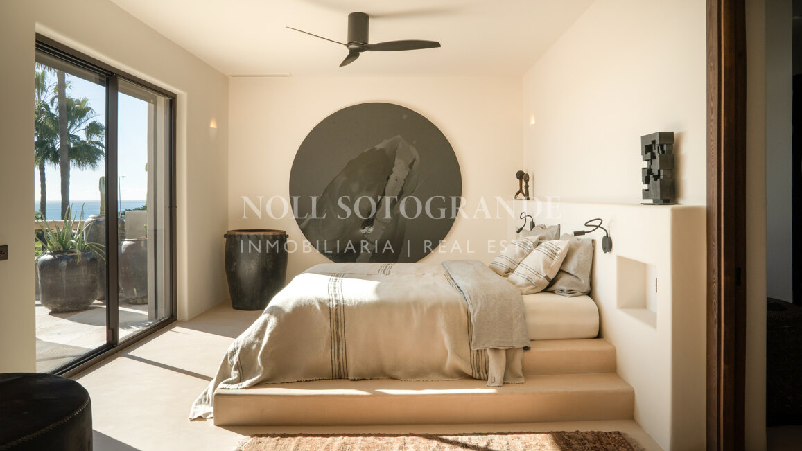 Totally refurbished Mediterranean style 5-bed villa with sea views in Estepona