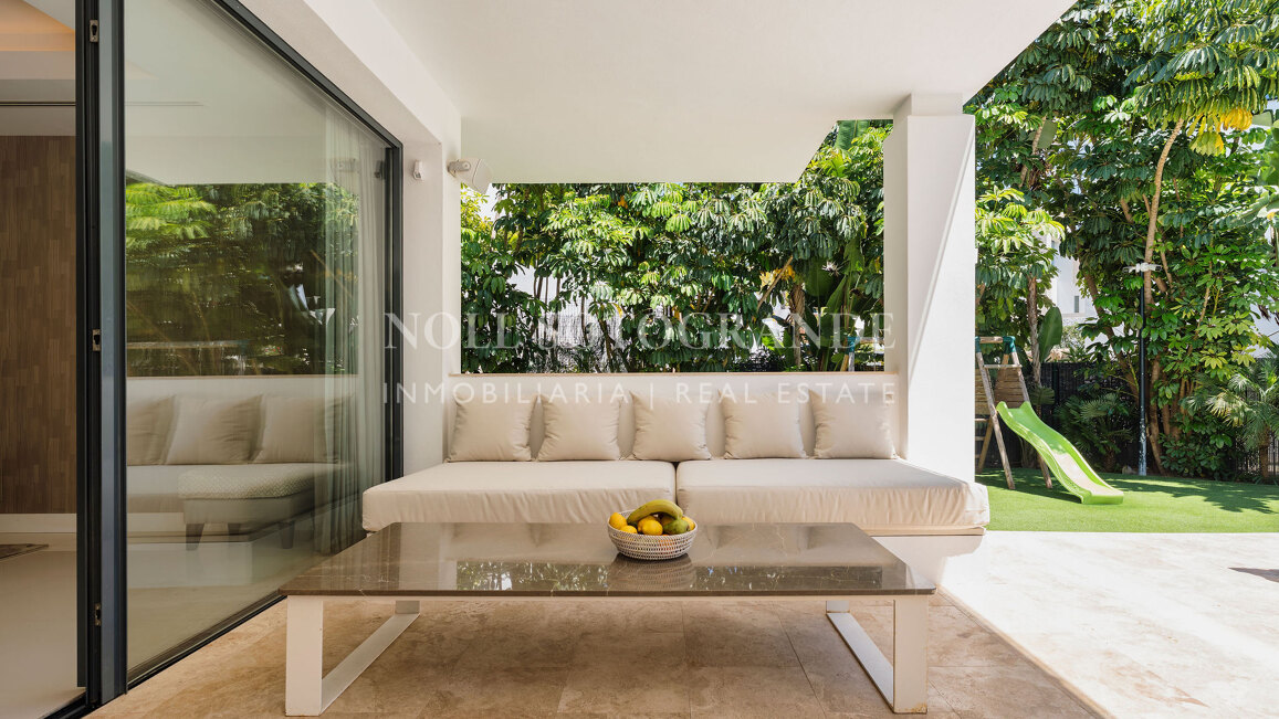 Villa for sale in La Quinta, Benahavis