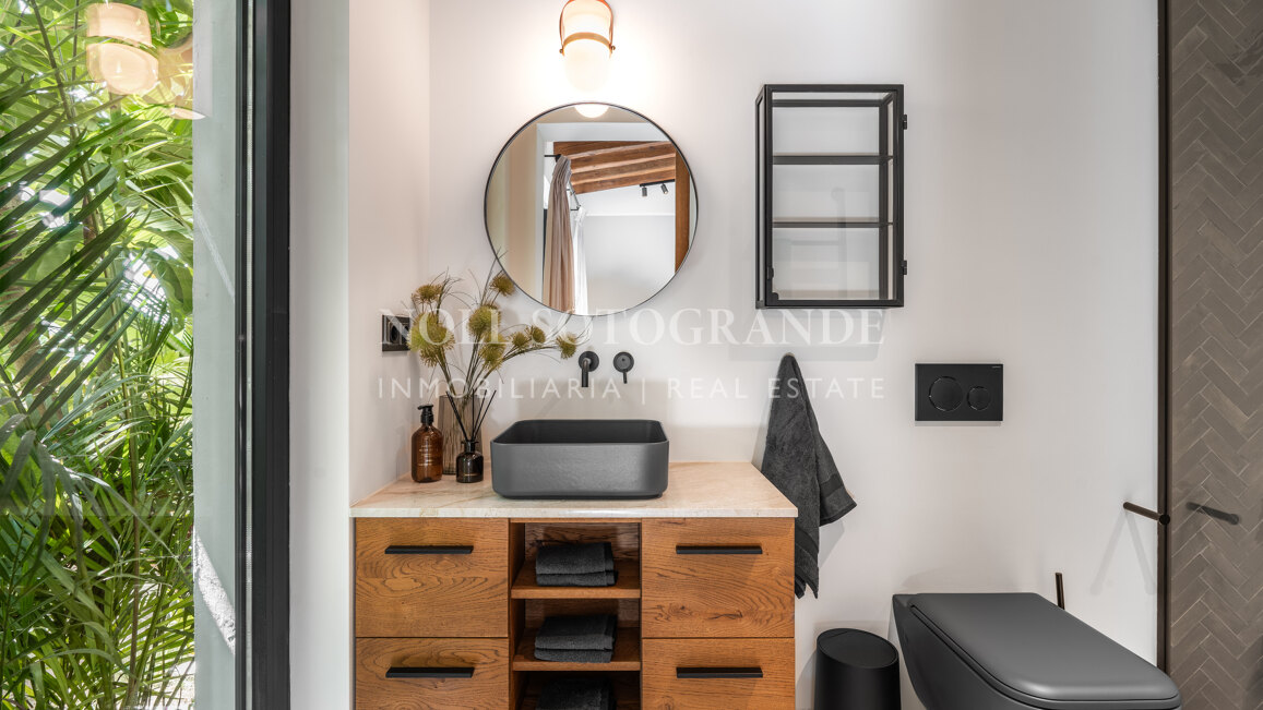 Villa zum Verkauf in Los Naranjos, Nueva Andalucia