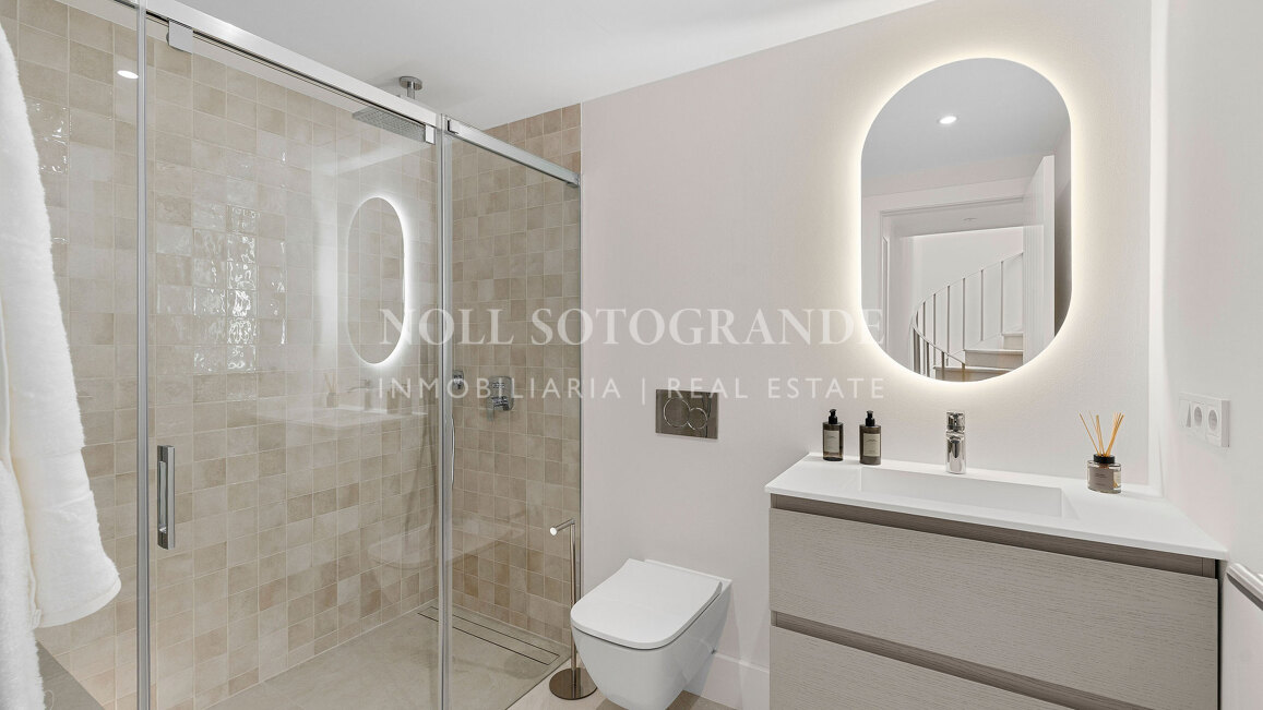 Reihenhaus zum Verkauf in La Quinta Golf, Benahavis