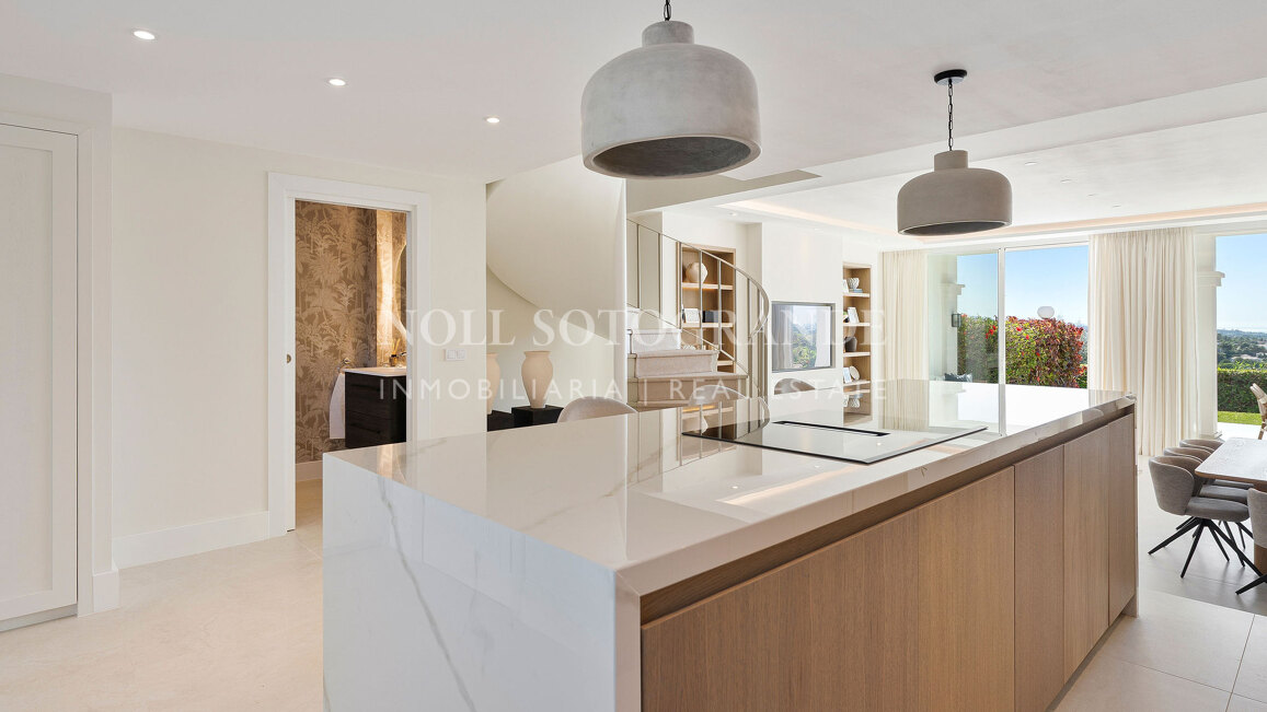 Reihenhaus zum Verkauf in La Quinta Golf, Benahavis