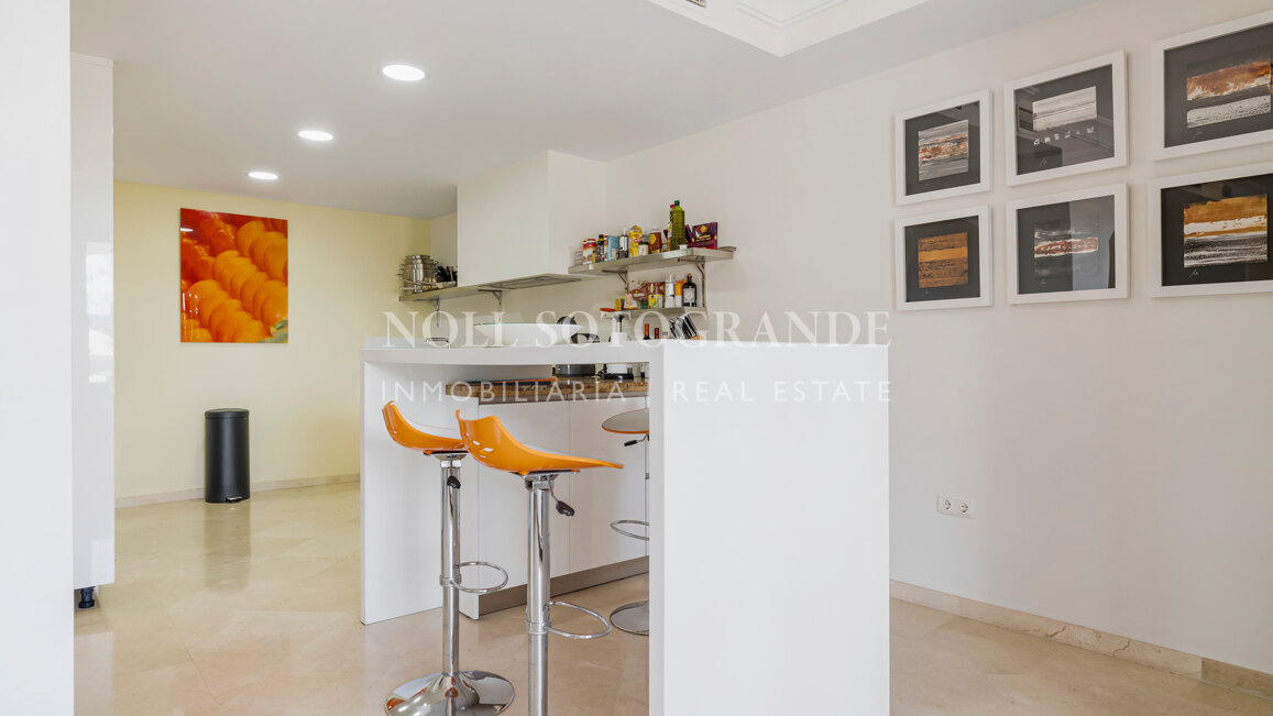 Recently refurbished Andalusian style 5-bed townhouse in Benahavis