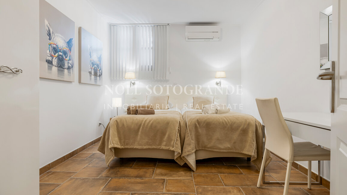 Recently refurbished Andalusian style 5-bed townhouse in Benahavis