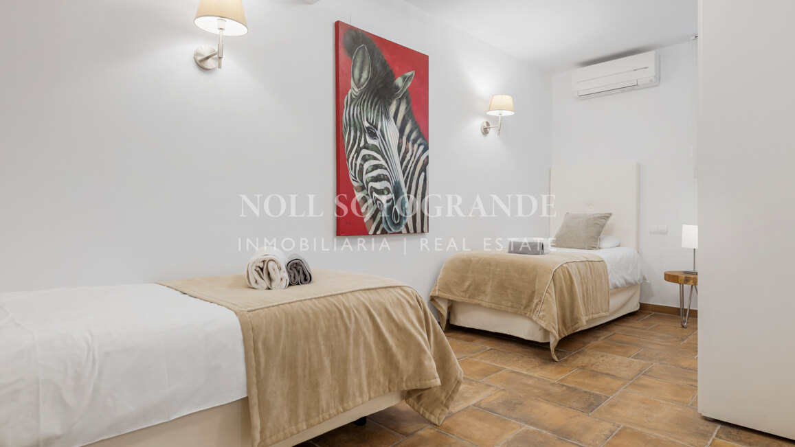 Recently refurbished Andalusian style 5-bed townhouse in Benahavis