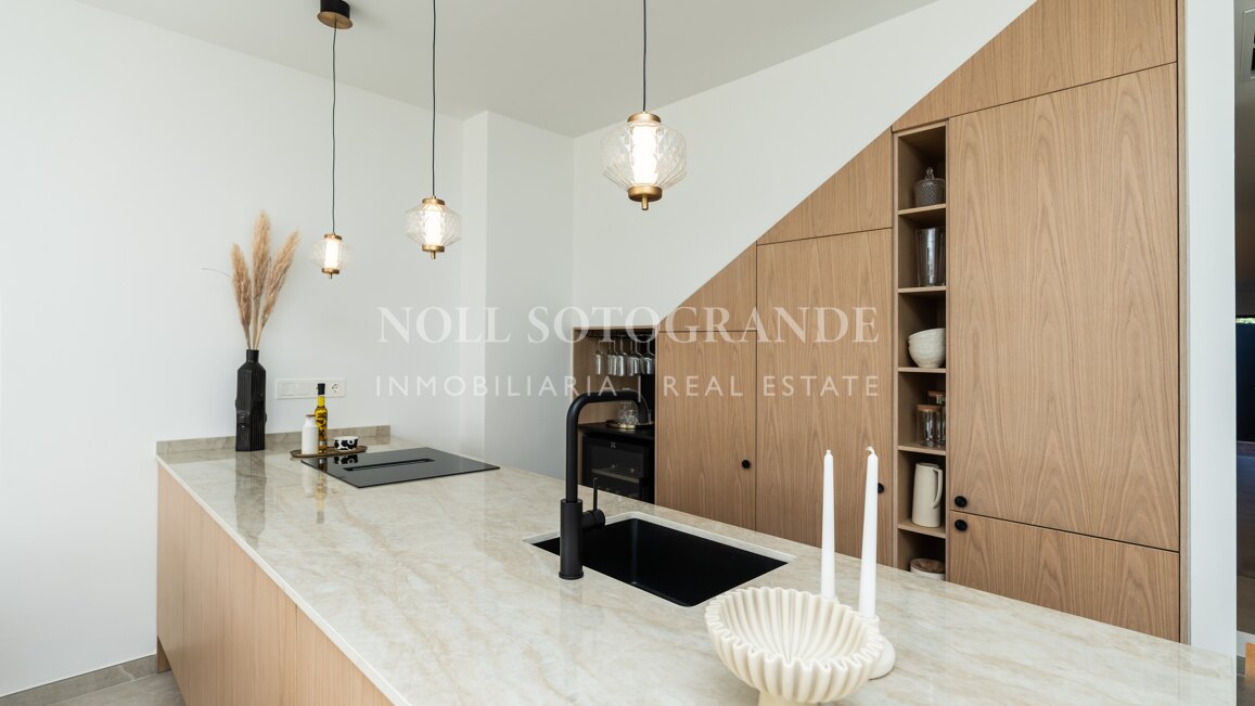 Reihenhaus zum Verkauf in La Rinconada, Nueva Andalucia